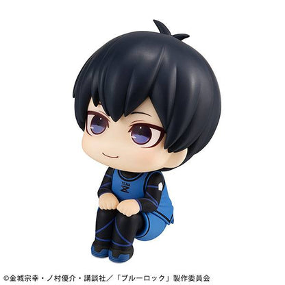 Blue Lock Look Up PVC Statue Yoichi Isagi 11 cm Straight from the popular anime ’Blue Lock’ comes this highly detailed