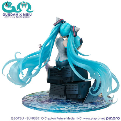Mobile Suit Gundam x Hatsune Miku Lucrea PVC Statue Hatsune Miku x OO Gundam 45th Anniversary 17 cm Megahouse