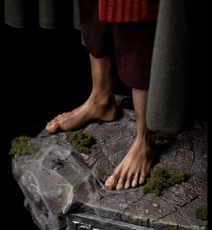 Lord of the Rings Life-Size Statue Frodo 152 cm Muckle Mannequins