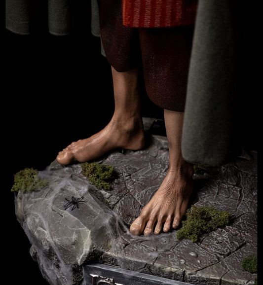 Lord of the Rings Life-Size Statue Frodo 152 cm Muckle Mannequins