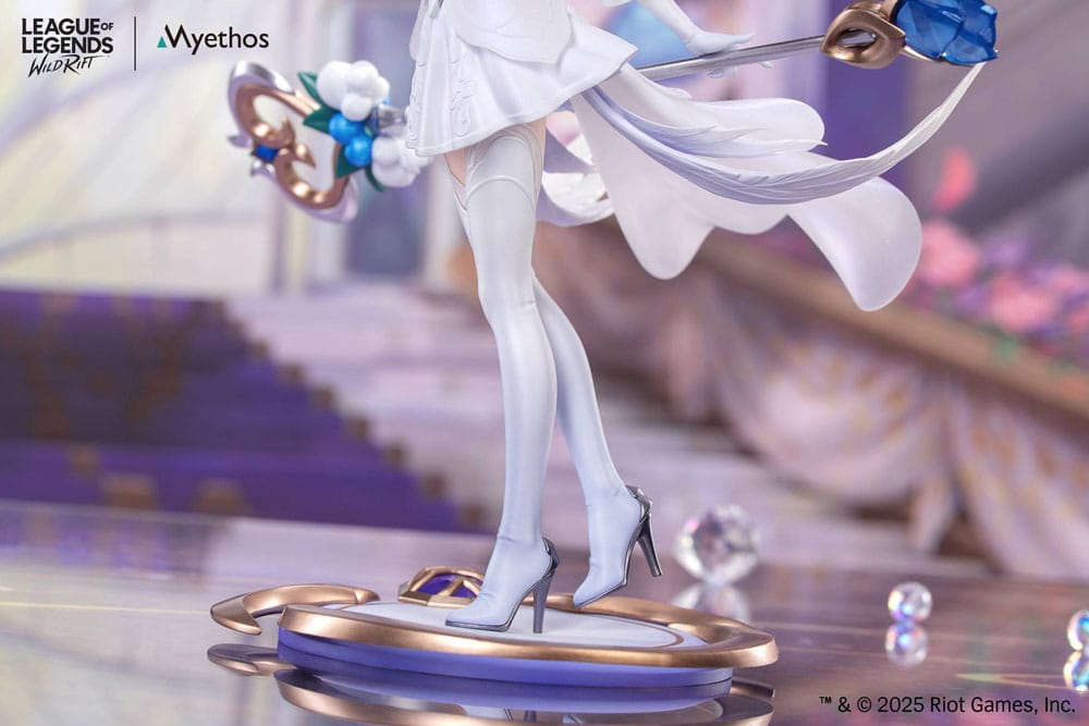 League of Legends Gift+ PVC Statue 1/8 Lux (Crystal Rose Ver.) 22 cm