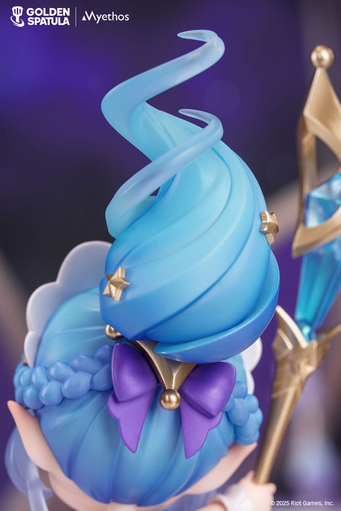 Golden Spatula PVC Statue Prestige Perfume Gem Chibi Janna Figure 17 cm