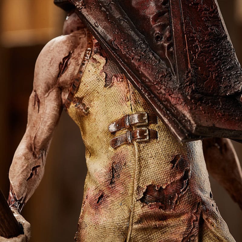 Silent Hill PVC Statue Red Pyramid Thing 30 cm