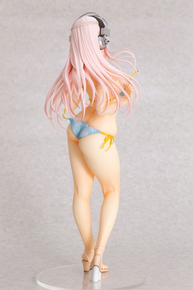 Super Sonico Statue 1/4.5 Super Sonico Summer Vacation Ver. 35 cm