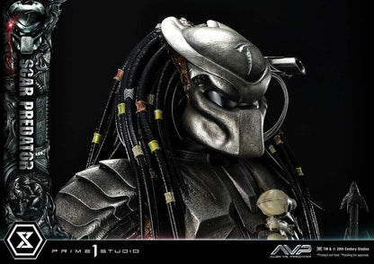 The Alien vs. Predator Museum Masterline Series Statue 1/3 Scar Predator Deluxe Bonus Version 93 cm