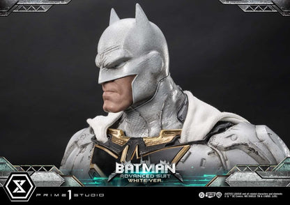 DC Comics Ultimate Museum Masterline Statue Batman Advanced Suit White Version (Design By Josh Nizzi) 51 cm