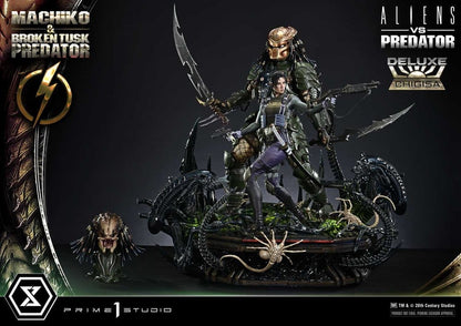 Aliens vs. Predator (Comic) Ultimate Premium Masterline Statue 1/4 Machiko & Broken Tusk Predator Deluxe Version 84 cm