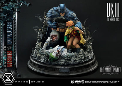 DC Comics Ultimate Premium Masterline Series Statue 1/4 Batman & Robin Dead End Ultimate Bonus Version 61 cm Statues
