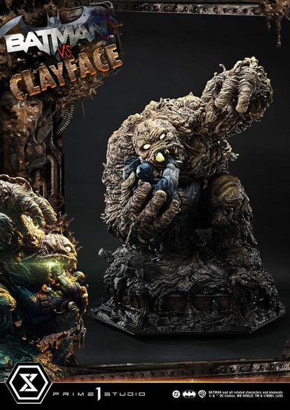 DC Comics Ultimate Premium Masterline Series Statue 1/4 Batman VS Clayface 83 cm