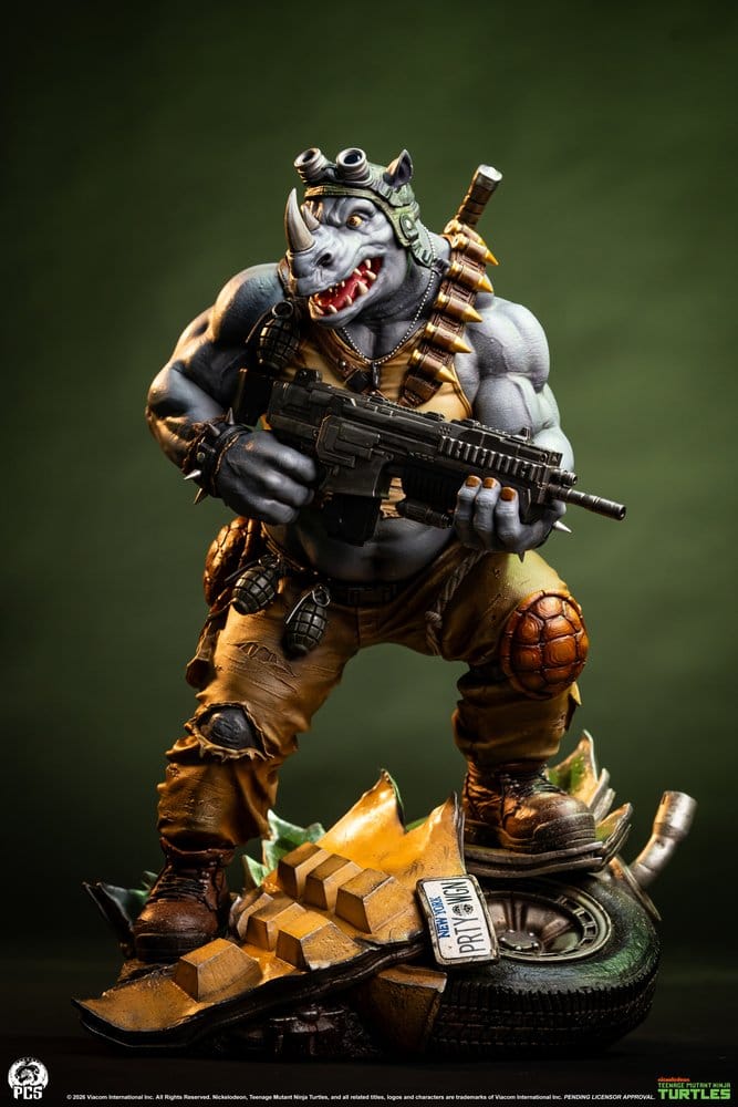 Teenage Mutant Ninja Turtles Legends Statue 1/3 Rocksteady 69 cm Premium Collectibles Studio