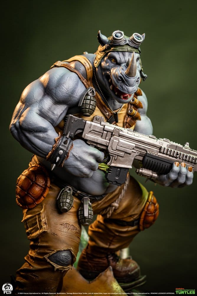 Teenage Mutant Ninja Turtles Legends Statue 1/3 Rocksteady 69 cm Premium Collectibles Studio