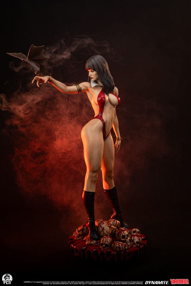 Vampirella Statue 1/2 Vampirella 112 cm - FanofThings.co.uk