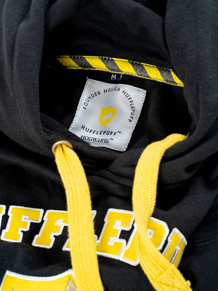 Harry Potter Hooded Sweater Hufflepuff Deluxe CID