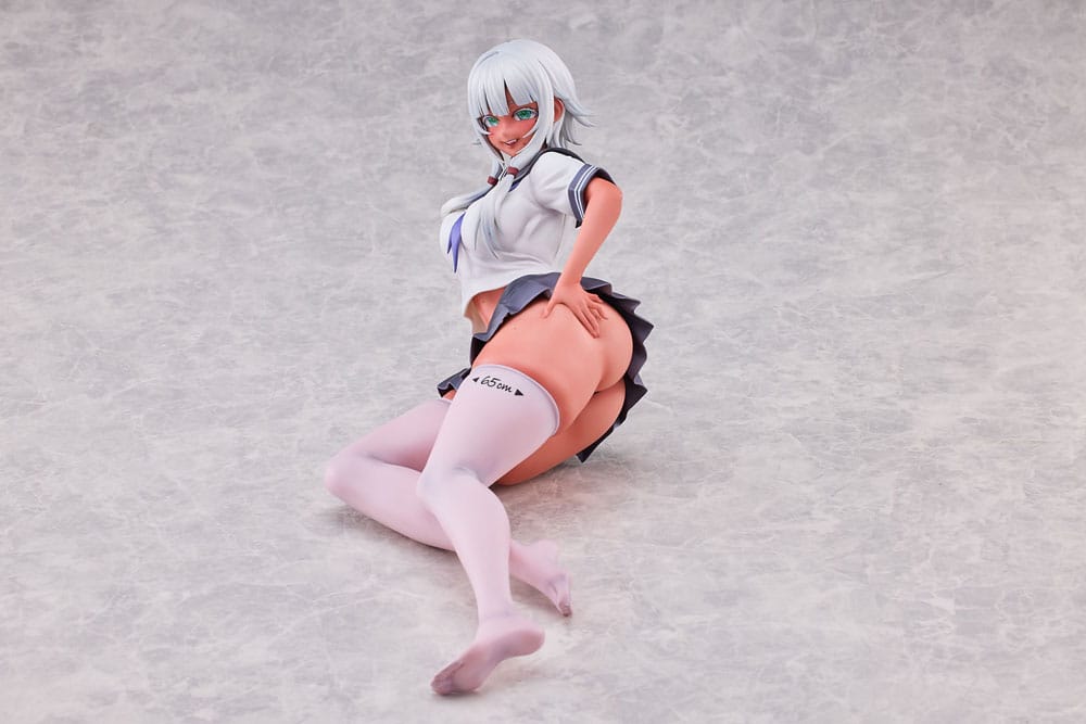 World Where the Thickness of a Girl's Thighs is Equal to Her Social Status Statue 1/5 Raura Aiza 14 cm Pure