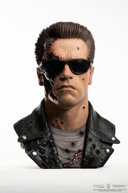 Terminator 2 Replik 1/1 T-800 Model 101 Battle Damaged Art Mask 47 cm Pure Arts
