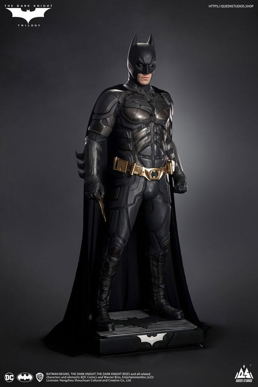 The Dark Knight Life-Size Statue Batman Deluxe Edition 207 cm Queen Studios