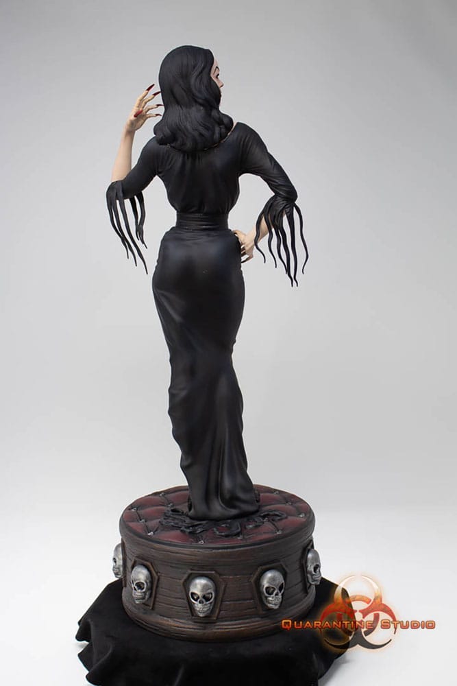 Vampira Statue 1/6 Queen of the Ghouls 43 cm Statues