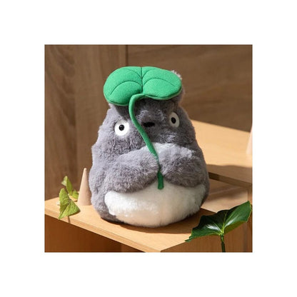 My Neighbor Totoro Nakayoshi Plush Figure Big Totoro with leaf 21 cm Sun Arrow