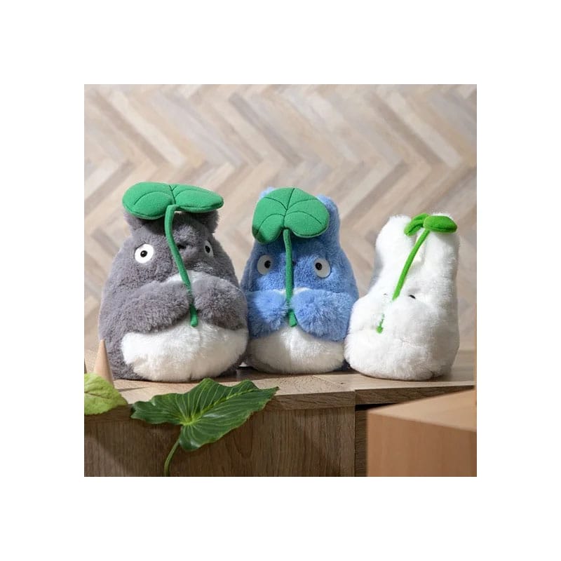 My Neighbor Totoro Nakayoshi Plush Figure Big Totoro with leaf 21 cm Sun Arrow