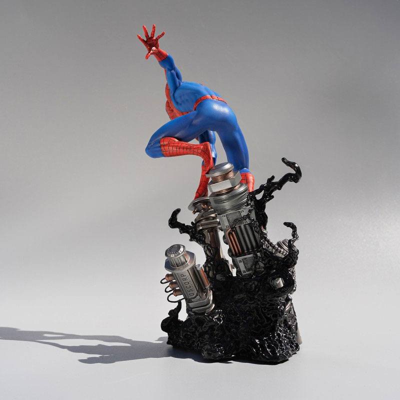 Marvel Comics Amazing Art Statue 1/10 Amazing Spider-Man 22 cm Semic
