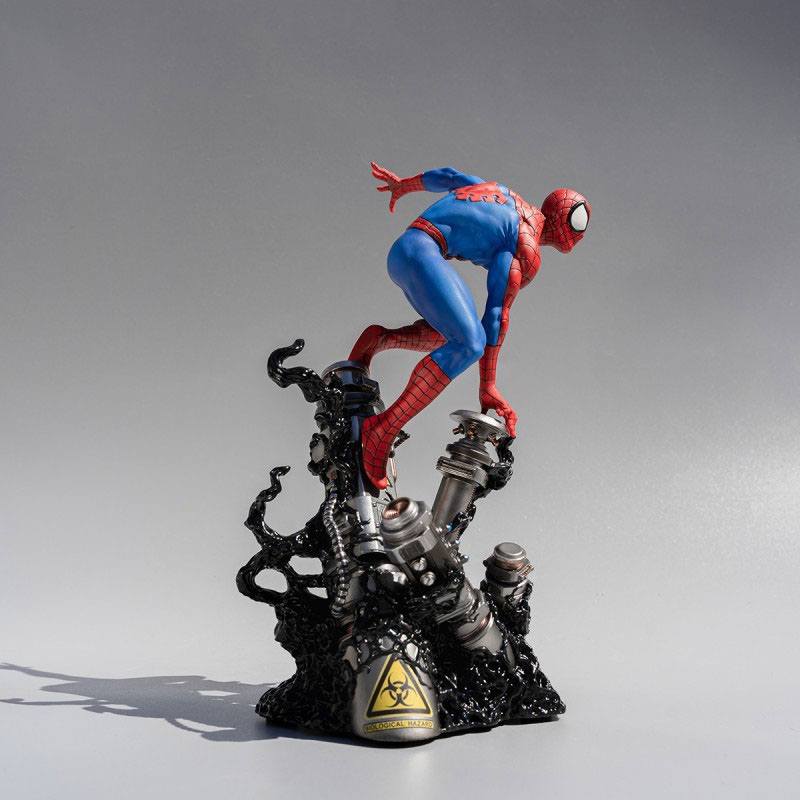 Marvel Comics Amazing Art Statue 1/10 Amazing Spider-Man 22 cm Semic