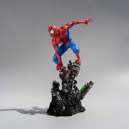 Marvel Comics Amazing Art Statue 1/10 Amazing Spider-Man 22 cm Semic