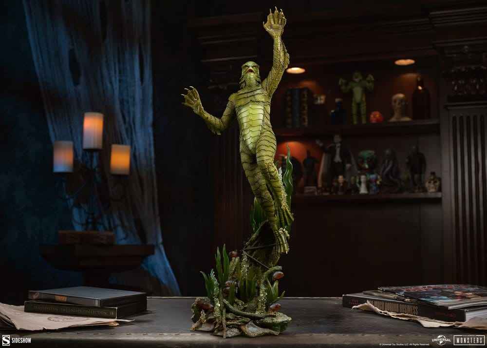 Universal Monsters Premium Format Figure Creature from the Black Lagoon 80 cm