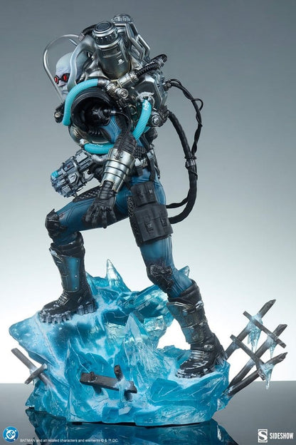 DC Comics Premium Format Figure Mr. Freeze 59 cm