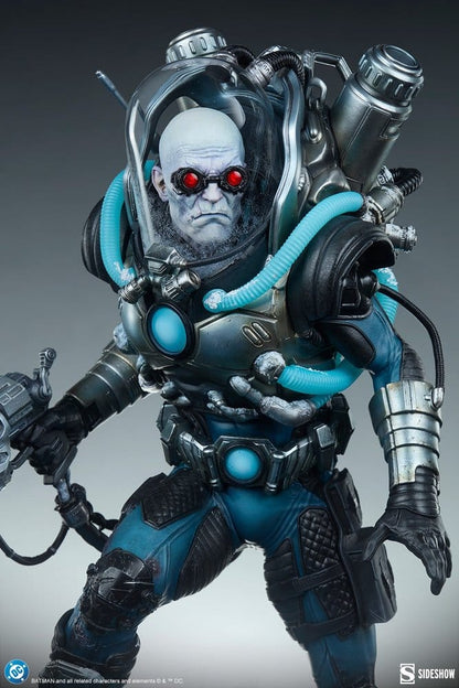 DC Comics Premium Format Figure Mr. Freeze 59 cm