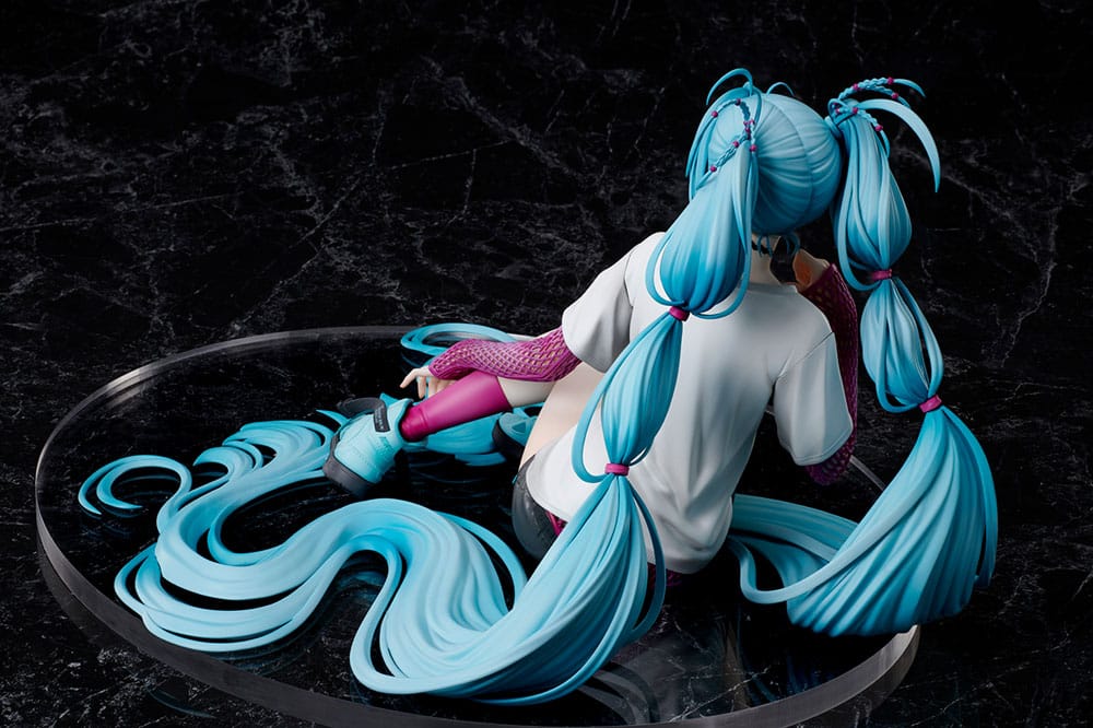 Hatsune Miku Statue 1/4 Yoneyama Mai The Latest Street Style ’Cute’ Limited Edition 17 cm Statues