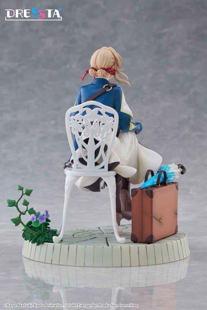 Violet Evergarden Dressta PVC Figure Violet Evergarden 17 cm