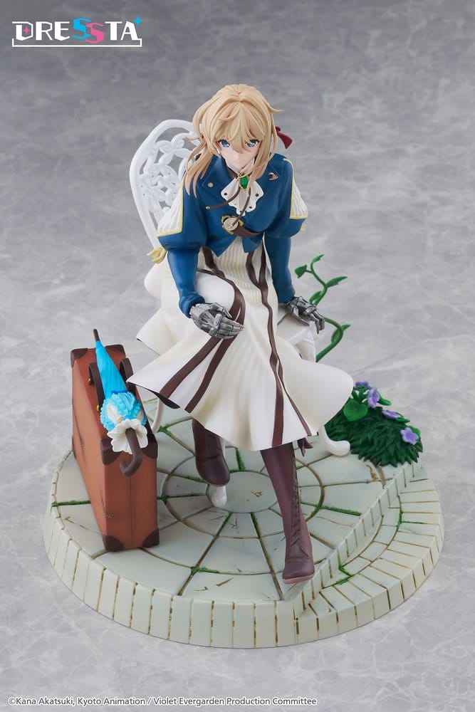 Violet Evergarden Dressta PVC Figure Violet Evergarden 17 cm
