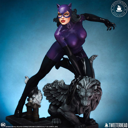 DC Comics Maquette 1/6 Catwoman (Purple Edition) 35 cm