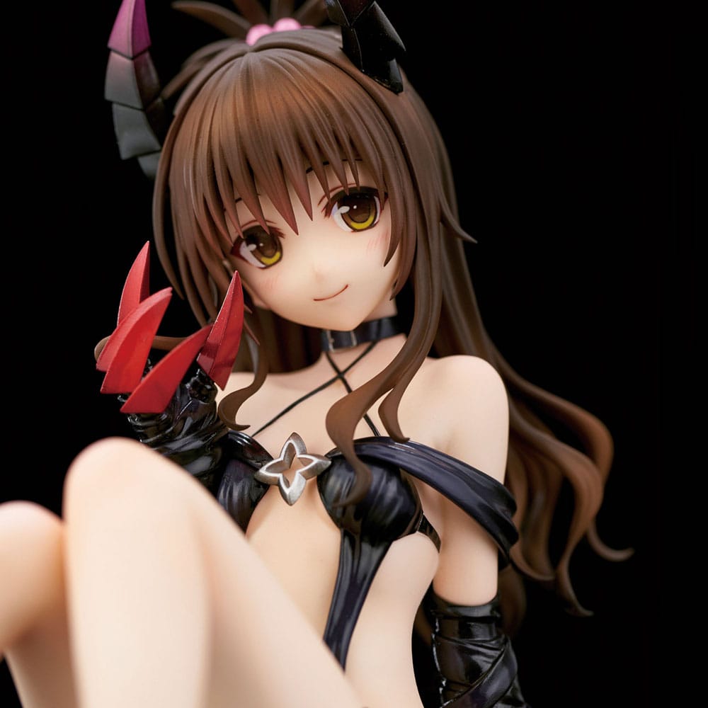 To Love-Ru Darkness PVC Statue 1/6 Yuuki Mikan Darkness Ver. Renewal Package Edition 15 cm Statues