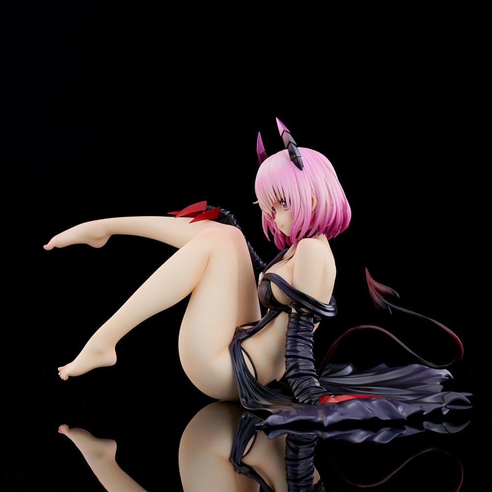 To Love-Ru Darkness PVC Statue 1/6 Momo Velia Deviluke Darkness Ver. Renewal Package Edition 15 cm