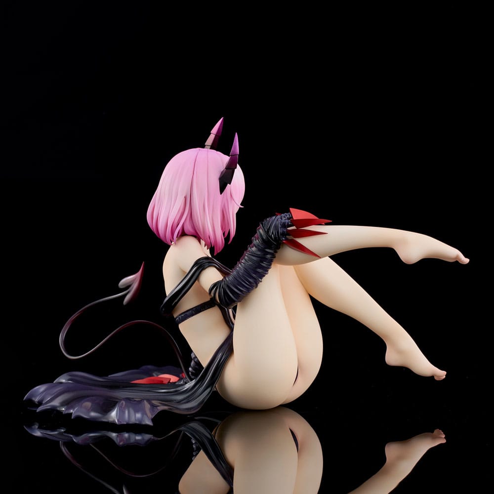 To Love-Ru Darkness PVC Statue 1/6 Momo Velia Deviluke Darkness Ver. Renewal Package Edition 15 cm Statues