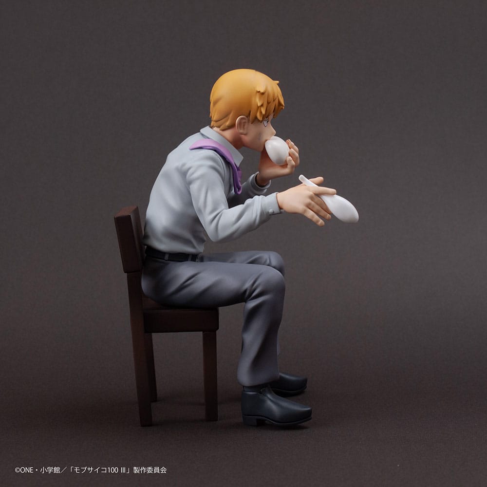 Mob Psycho 100 III x Bunbougu Cafe 2022 PVC Statue Arataka Reigen 14 cm