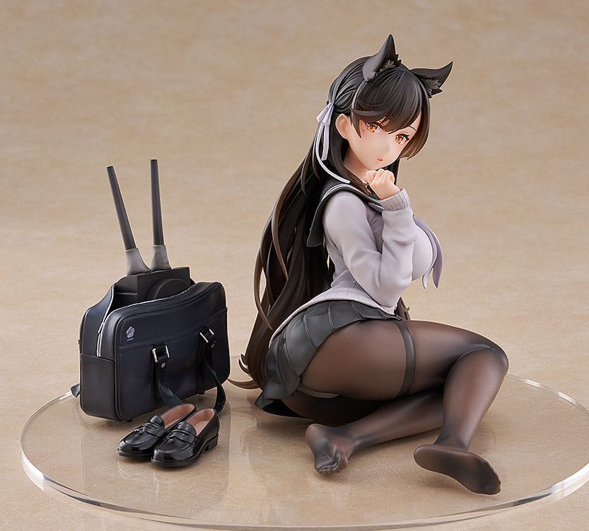 Azur Lane PVC Statue Atago (School Traumerei) 13 cm Wave