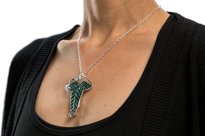 Lord of the Rings Replica 1/1 Elven Leaf Brooch & Chain (Sterling Silver) Weta Workshop