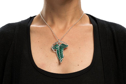 Lord of the Rings Replica 1/1 Elven Leaf Brooch & Chain (Sterling Silver) Weta Workshop