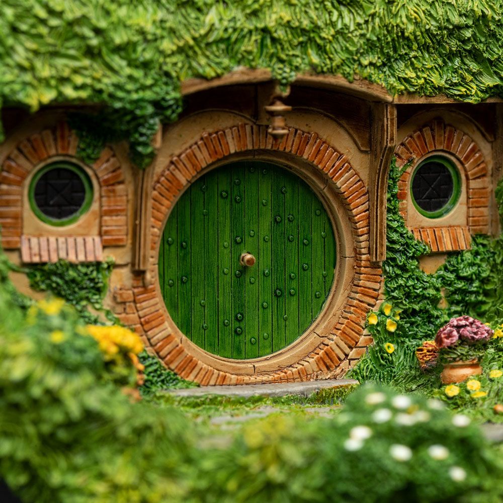 Lord of the Rings Statue Bag End on the Hill 19 cm Weta Workshop