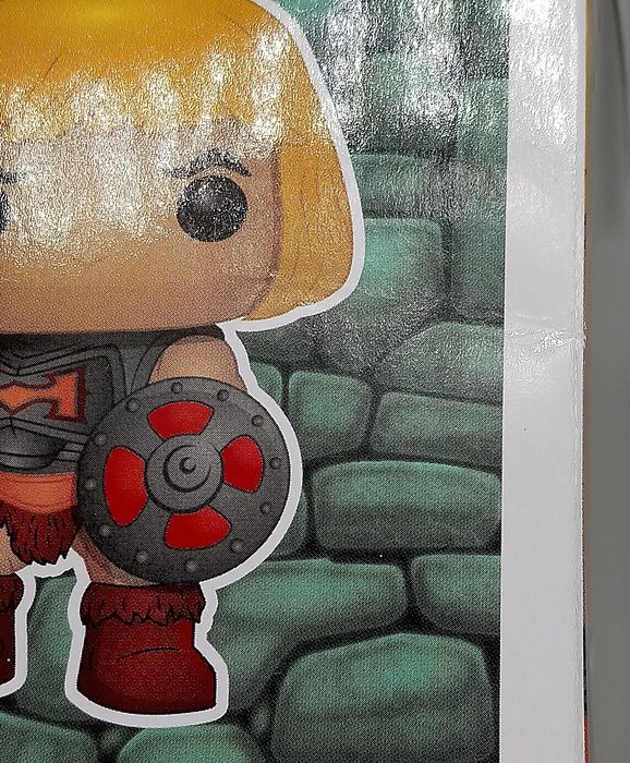 562 Battle Armor He-Man - Masters of the Universe Box Damaged Funko POP
