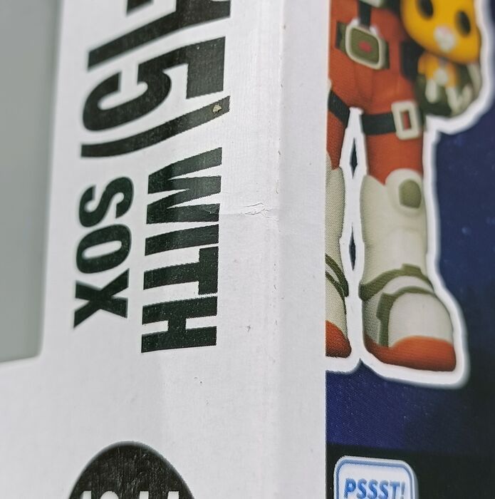 1211 Buzz Lightyear (XL-15 with Sox) - Disney Lightyear Box Damaged Funko POP