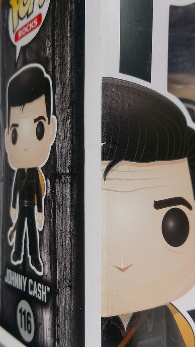 116 Johnny Cash (Black) - Funko POP - Box Damaged