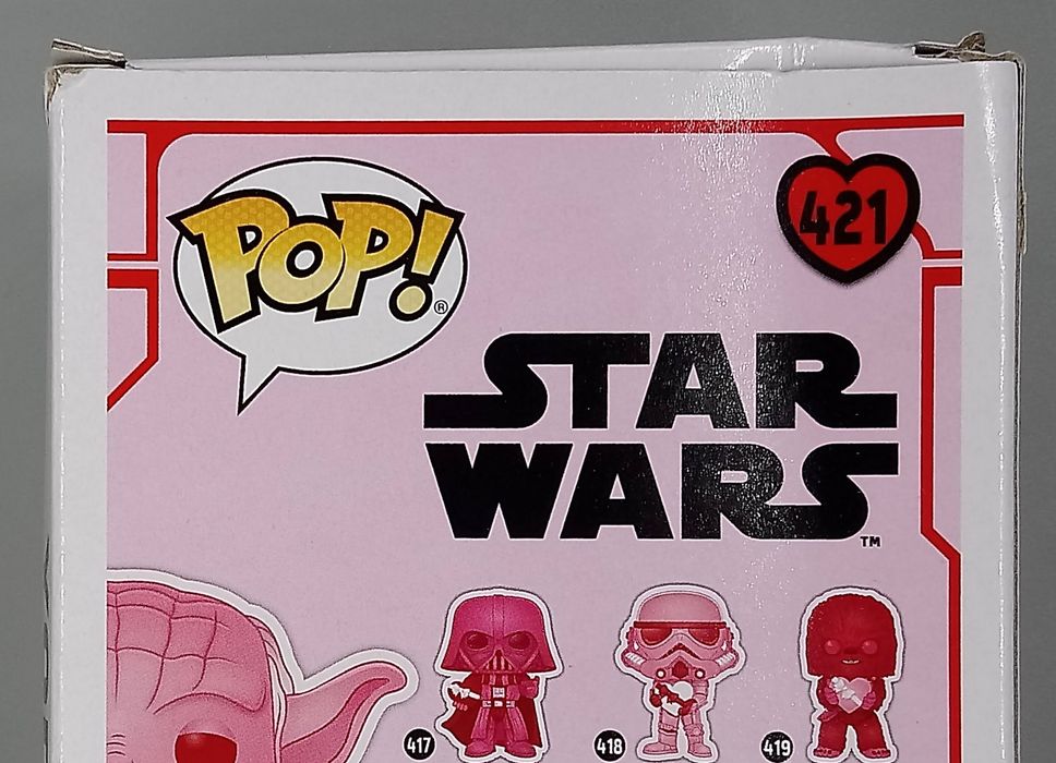 421 Yoda (w/ Valentine) - Star Wars - Funko POP - Box Damaged