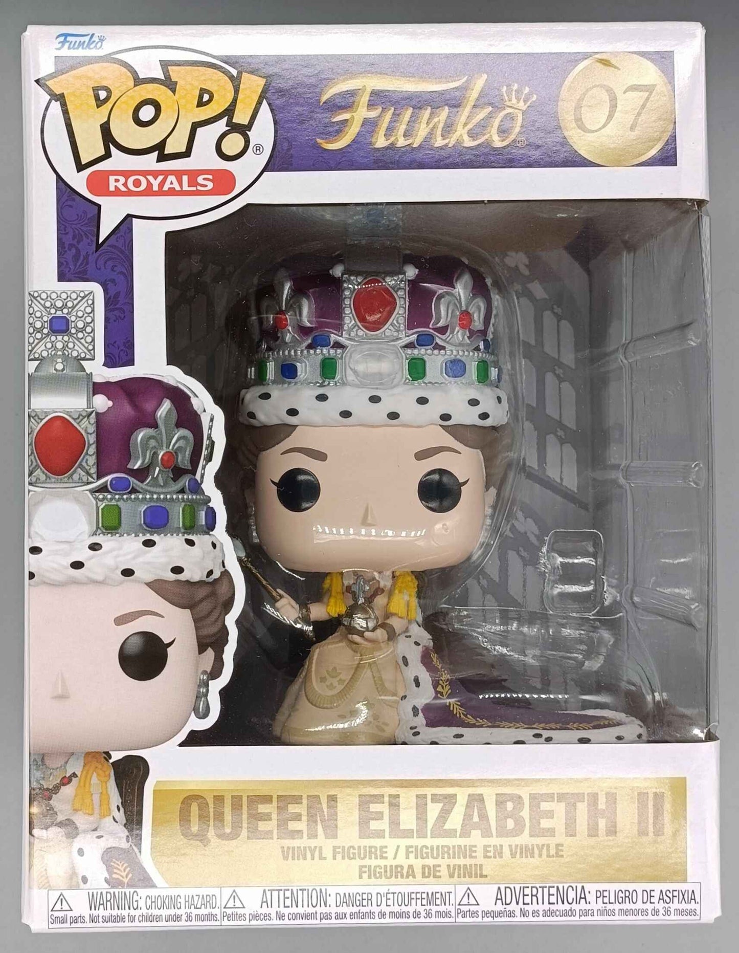 #07 Queen Elizabeth II (Coronation) Premium - Royals